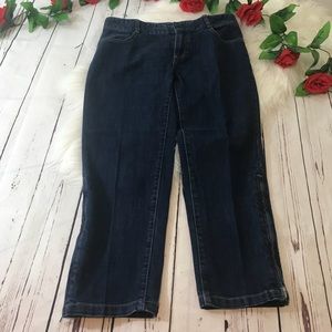 Banana Republic size 6 zipper leg denim capris